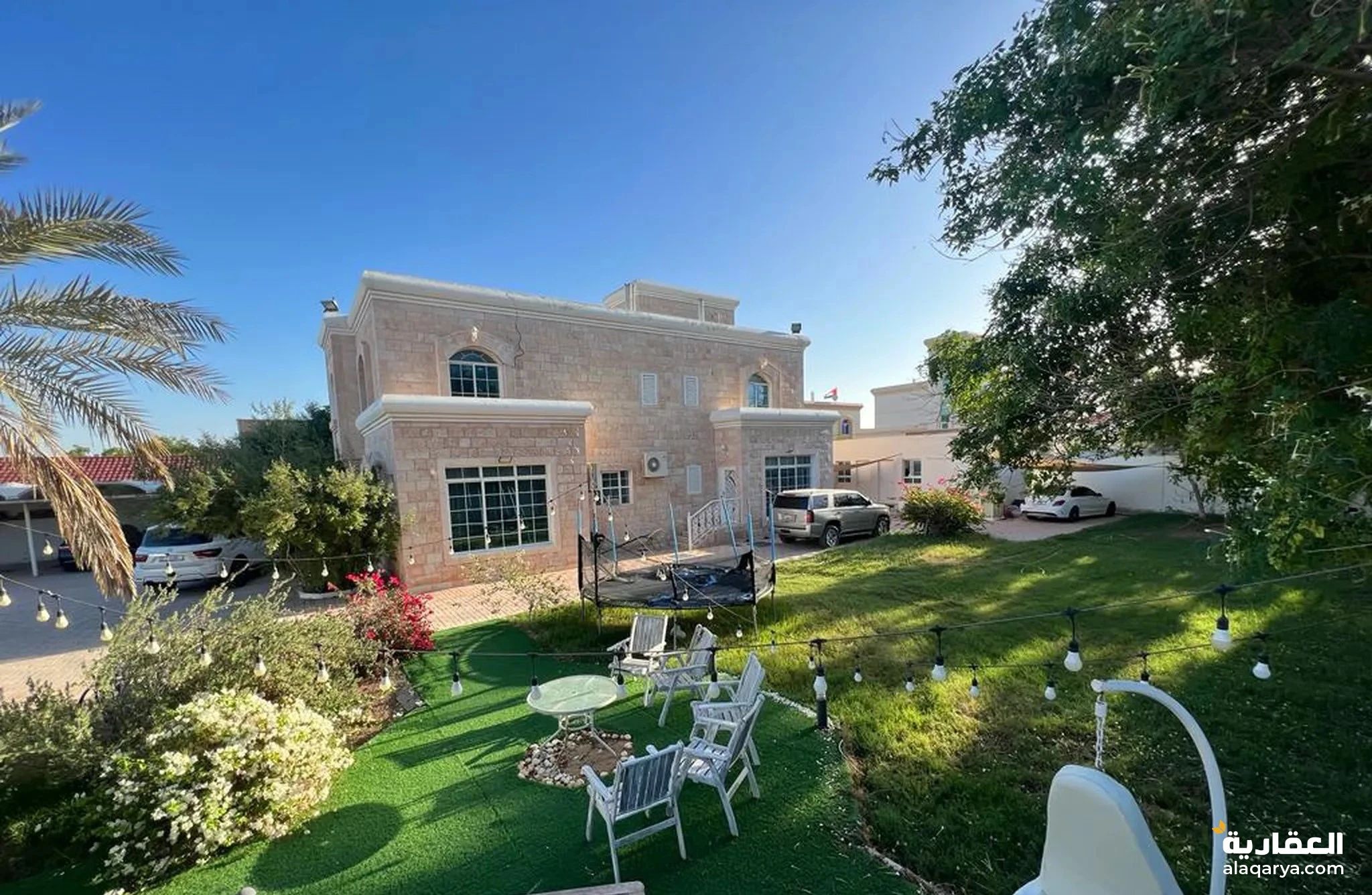 3لبيع فيلًا مميزه منطقة النوف 2 دورين حجر خارجي حديقة 5 غرف ماستر 16،952 قدم