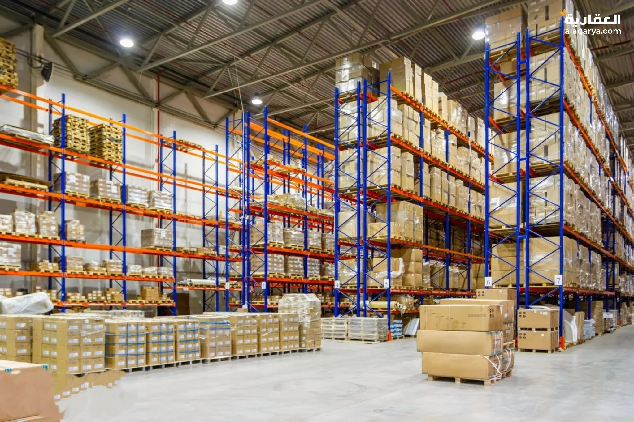 #warehouse for rent inside jebel ali per container or cbm