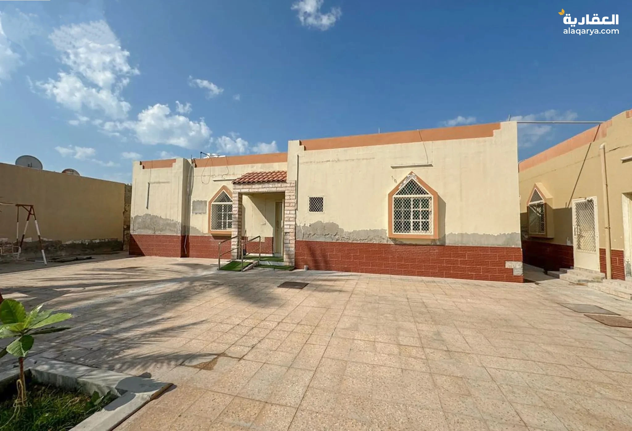 #بيت شعبي + ملحق للبيع