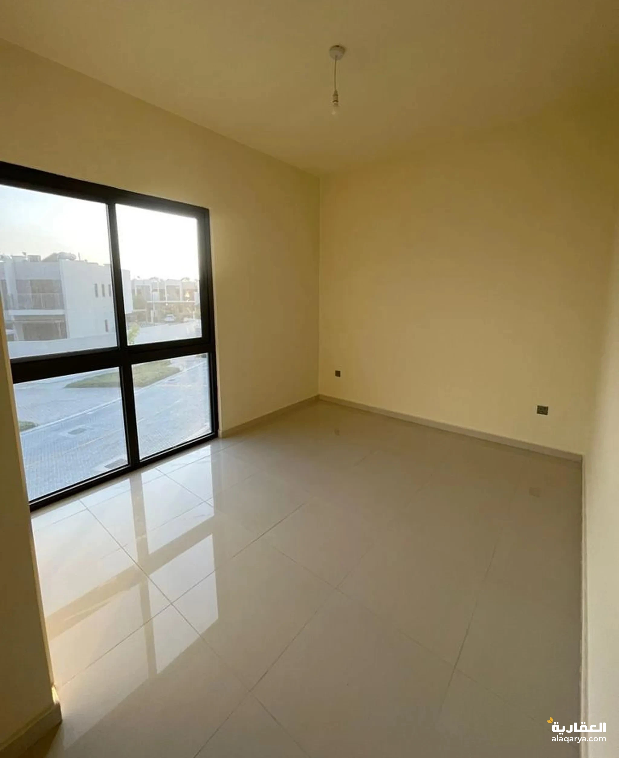 #للبيع شقة إطلالة مميزة واجههة بحرية كاملة غرفتين وصالة