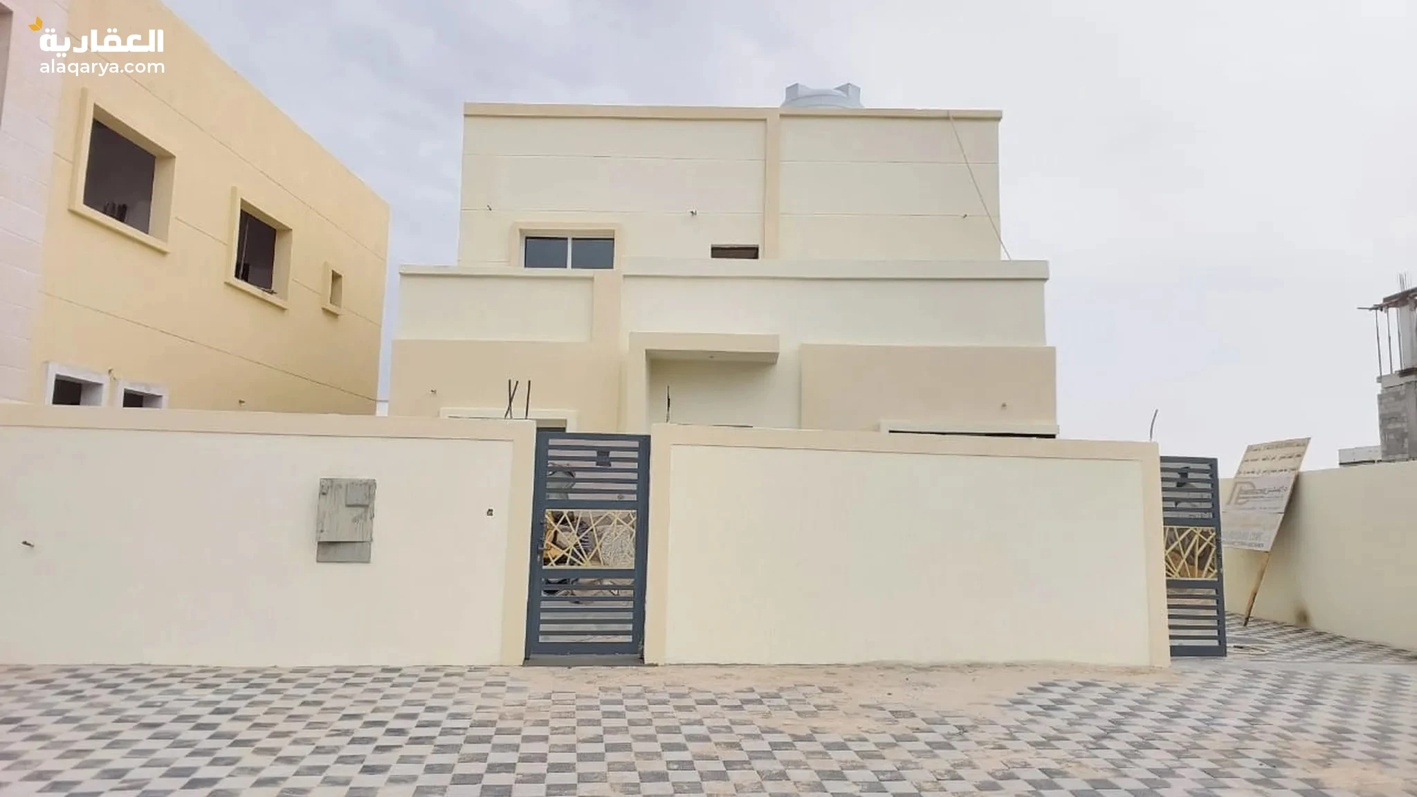 #فيلا للبيع بعجمان تملك حر مدي الحياه لجميع الجنسيات بدون دفعه اولي تمويل بنكي 100٪