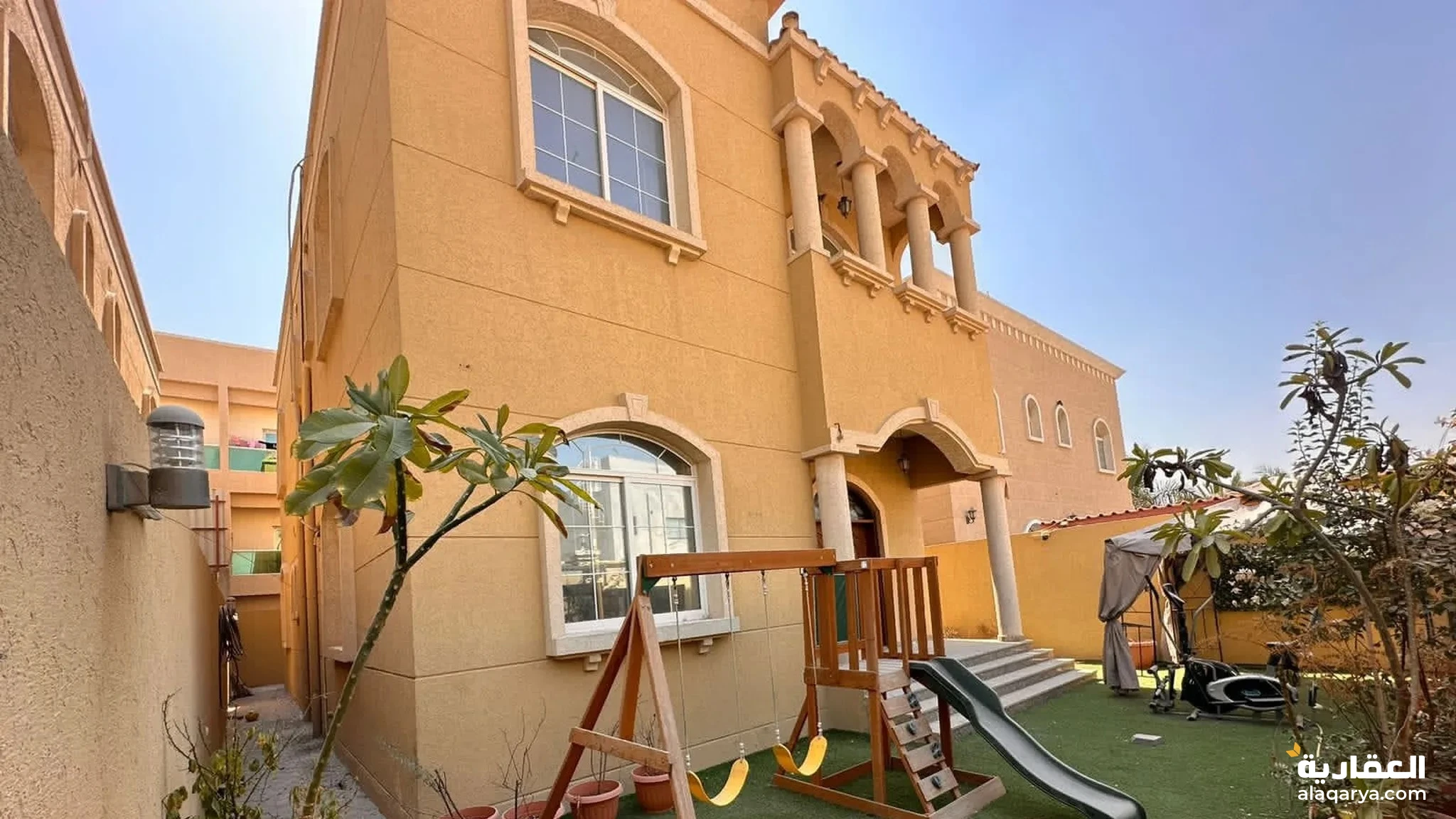 #فيلا للبيع في الموهات فيها كهرب وصرف صحي مليون و اربعميه قابل للتفاوض