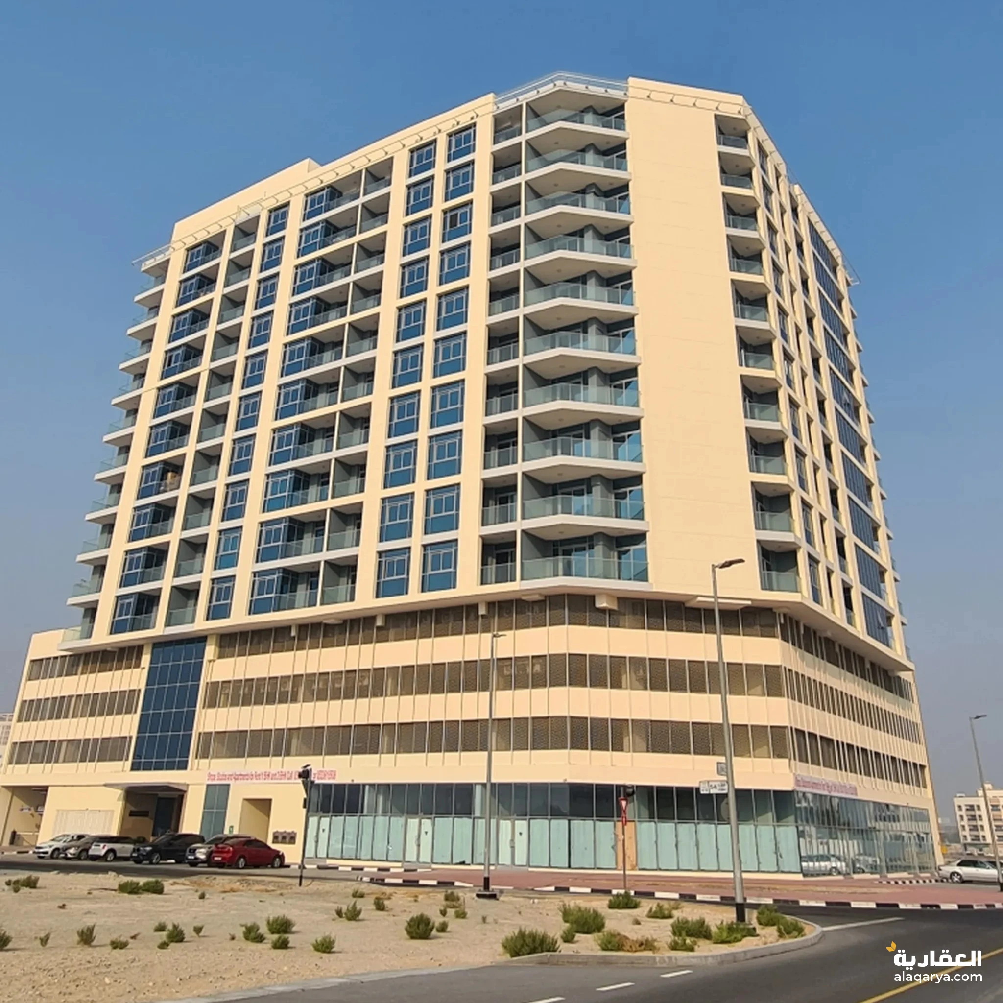 # شقة فاخرة جديدة بإطلالة مفتوحة