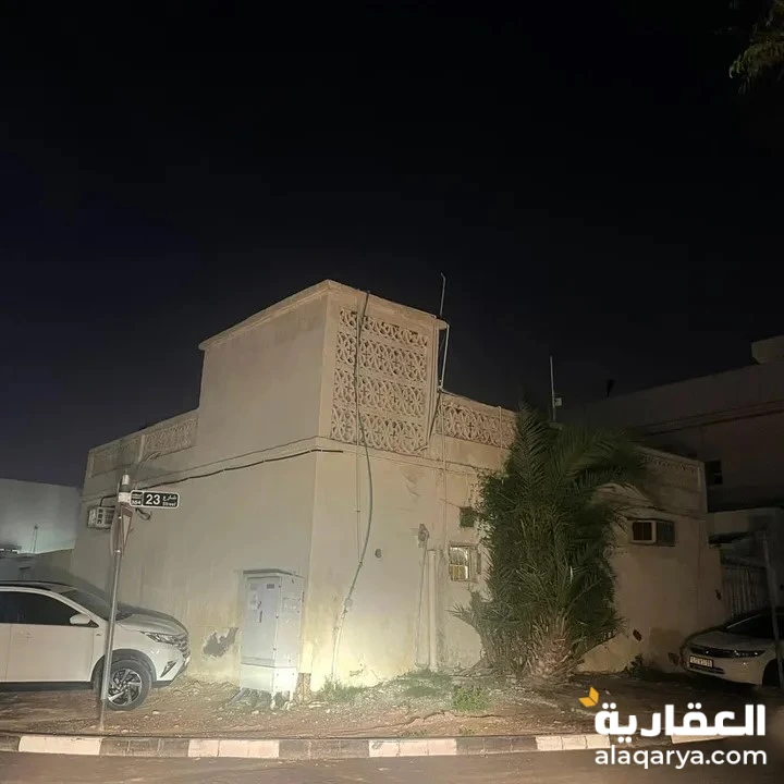 #بيت عربي ذو موقع ممتاز للبيع ،القوز الاولى