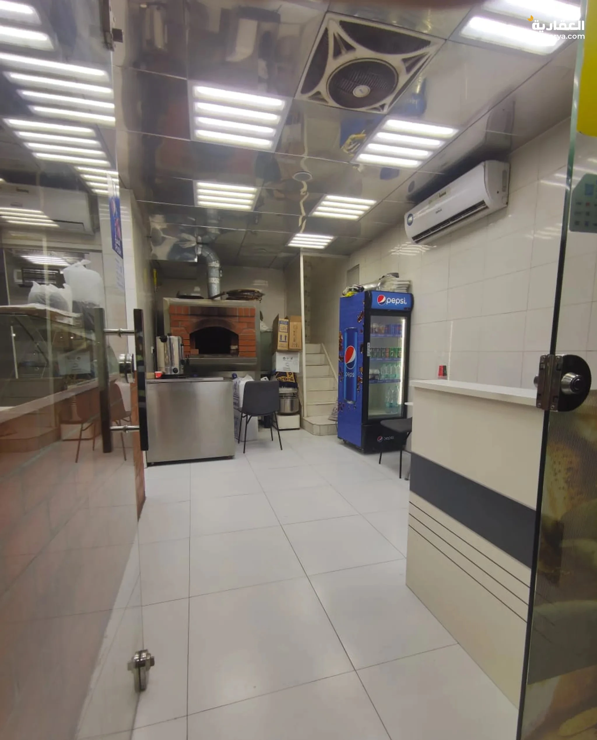 #كفتيريا ومطعم لبيع أو مشاركة
