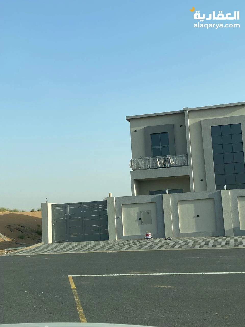 فيلا جديدة مع الكهرباء للبيع
