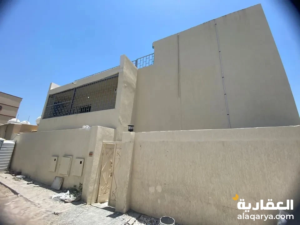 @ للبيع فيلا بمساحة 2000 قدم في عجمان