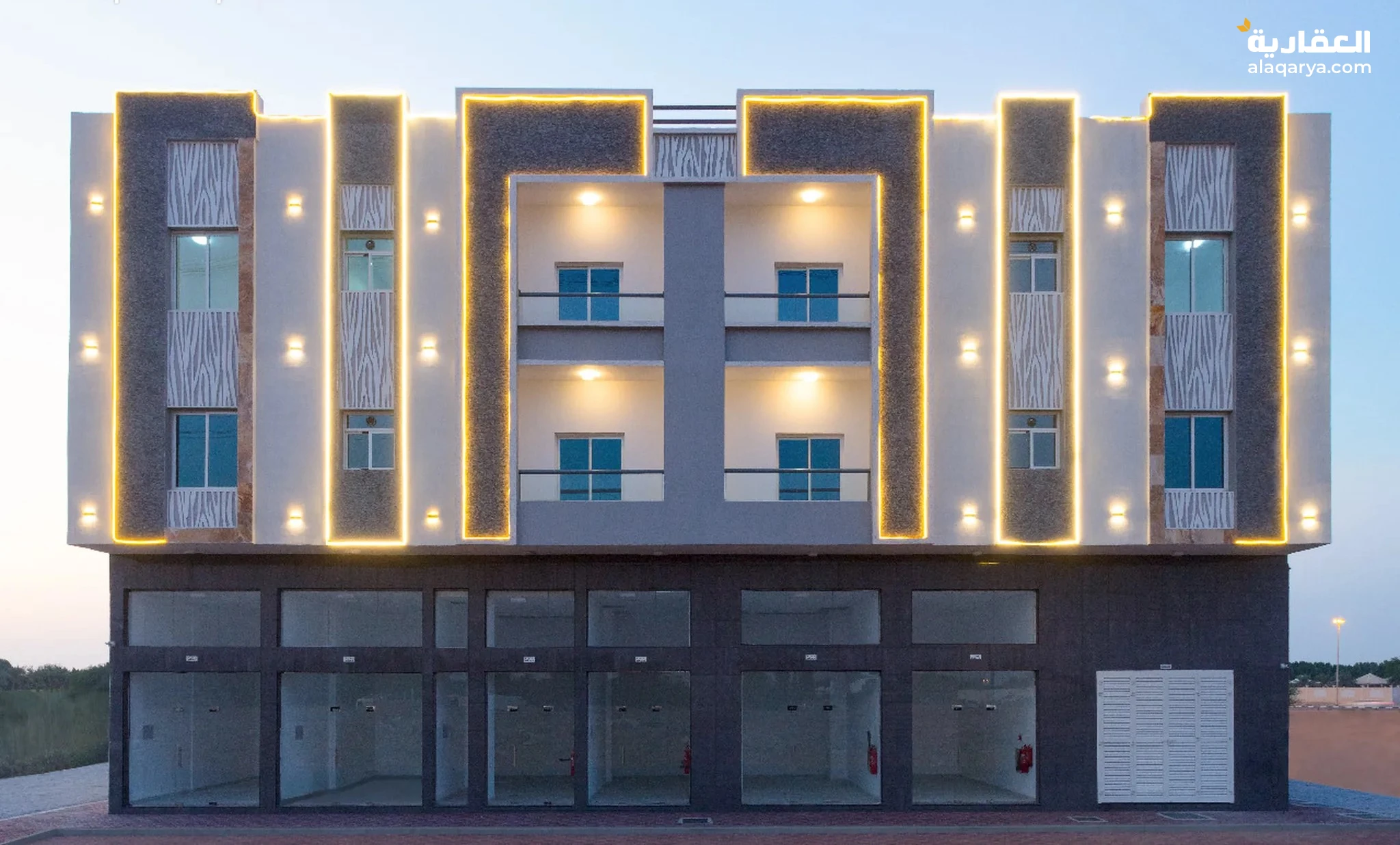 @ للبيع بناية بمساحة 9360 متر في عجمان