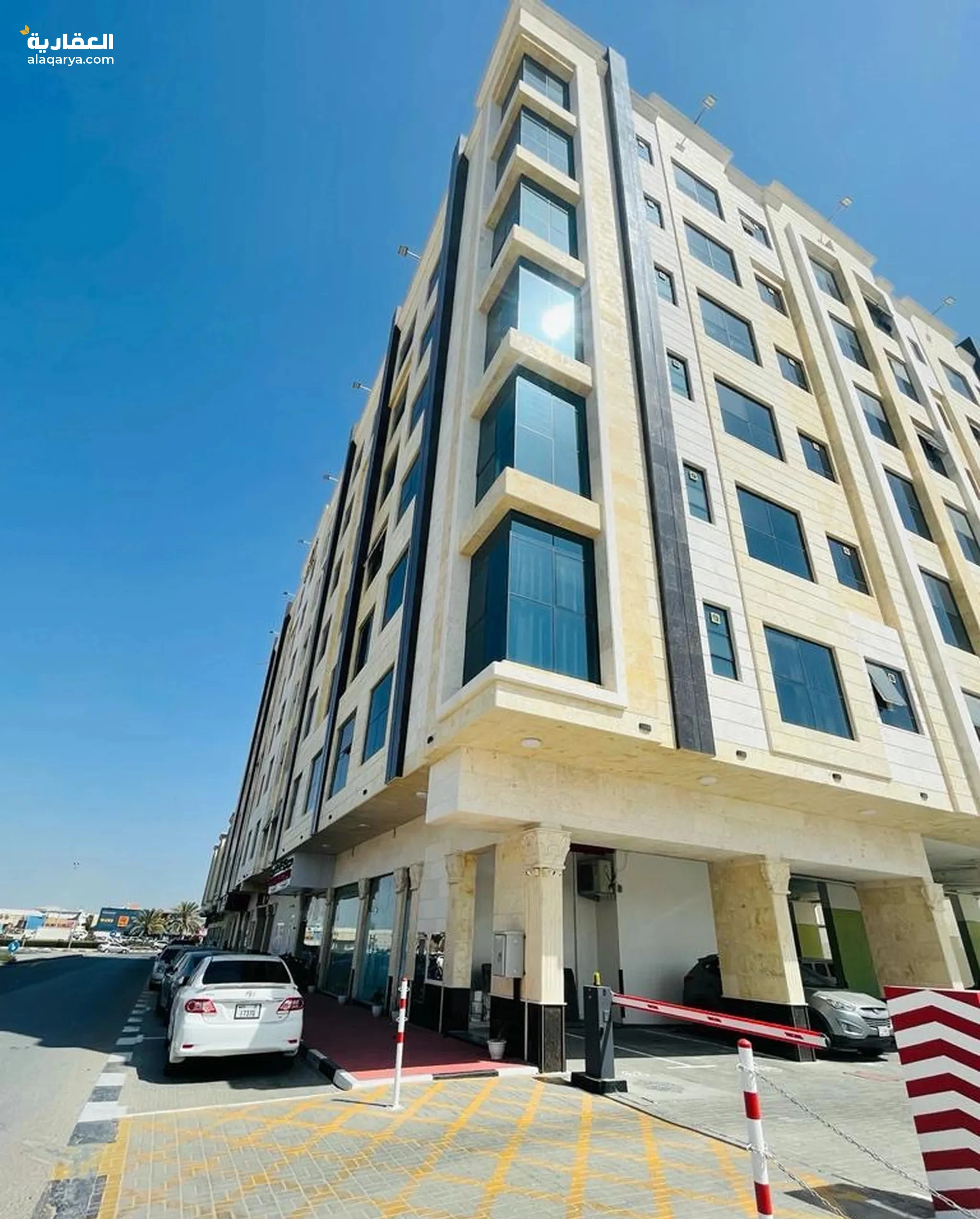 @ للبيع بناية بمساحة 20000 متر في عجمان