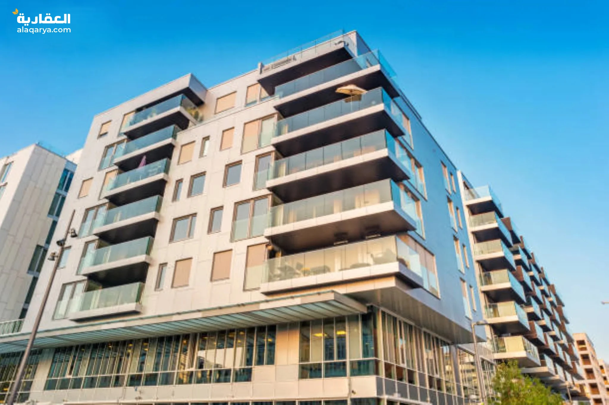 @ للبيع بناية بمساحة 21500 متر في دبي