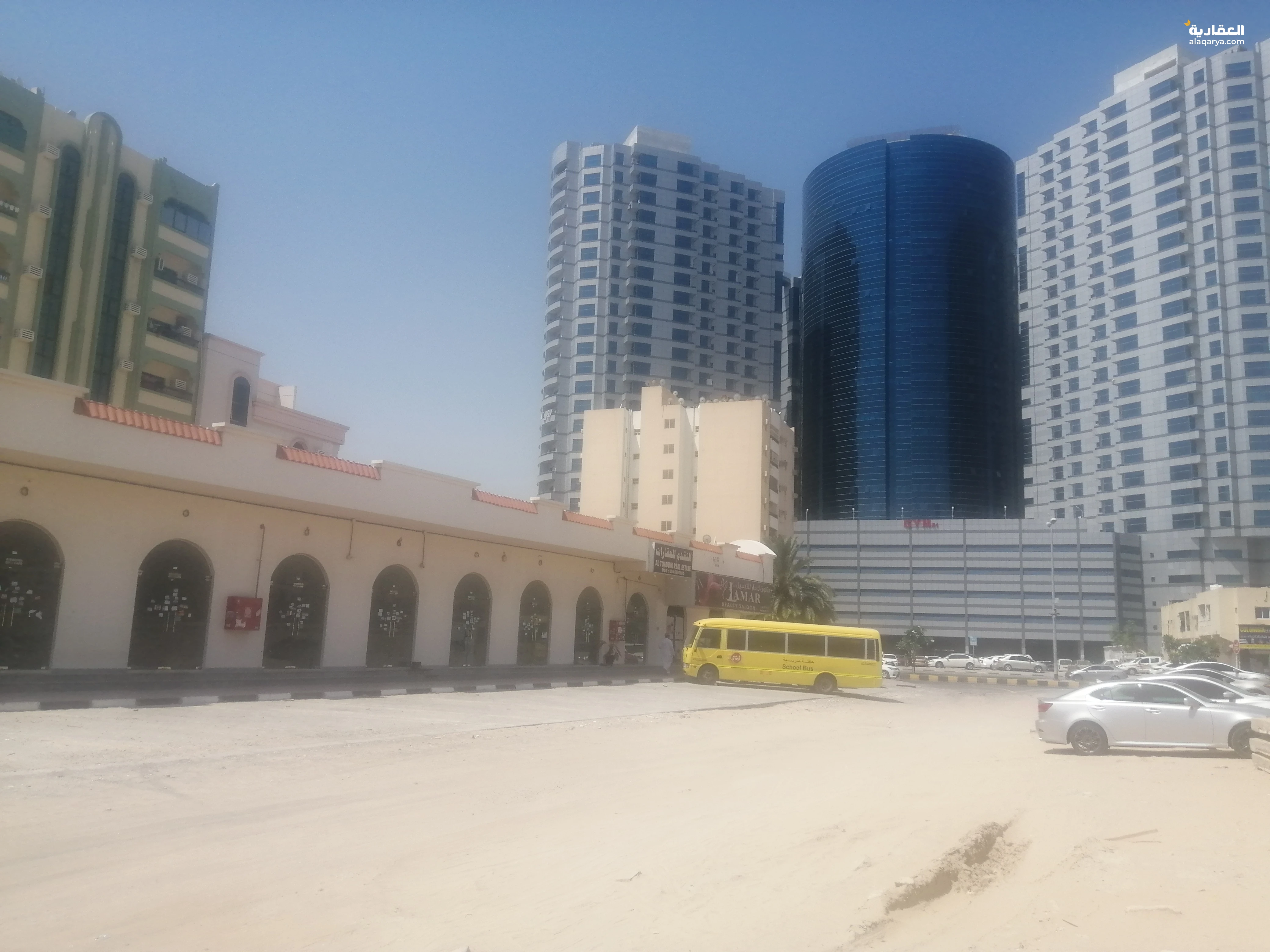 محلات للايجار عجمان الراشدية 1 جنب شارع الشيخ راشد بن عبدالعزيز موقع مميز  مساحة المحل 33 متر مربع