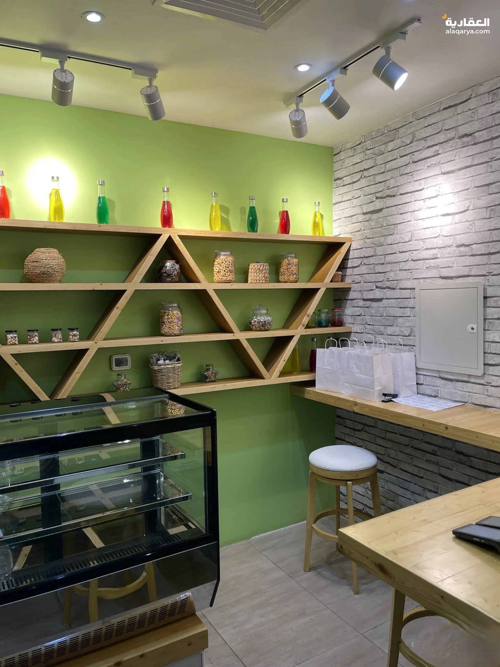 #محل عصائر للبيع