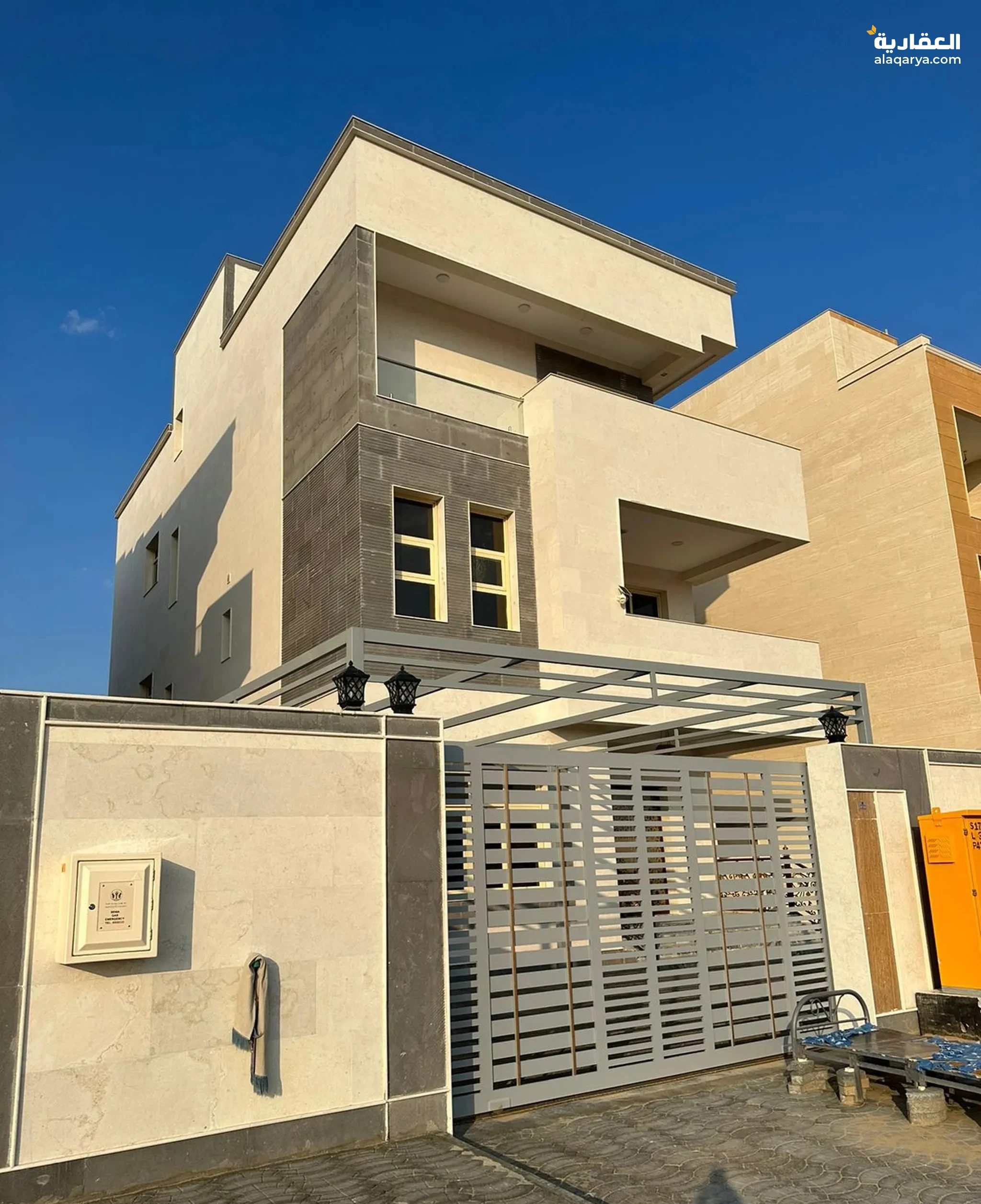 #للبيع فيلا جديده بمنطقه بساتين الزبير بالشارقه