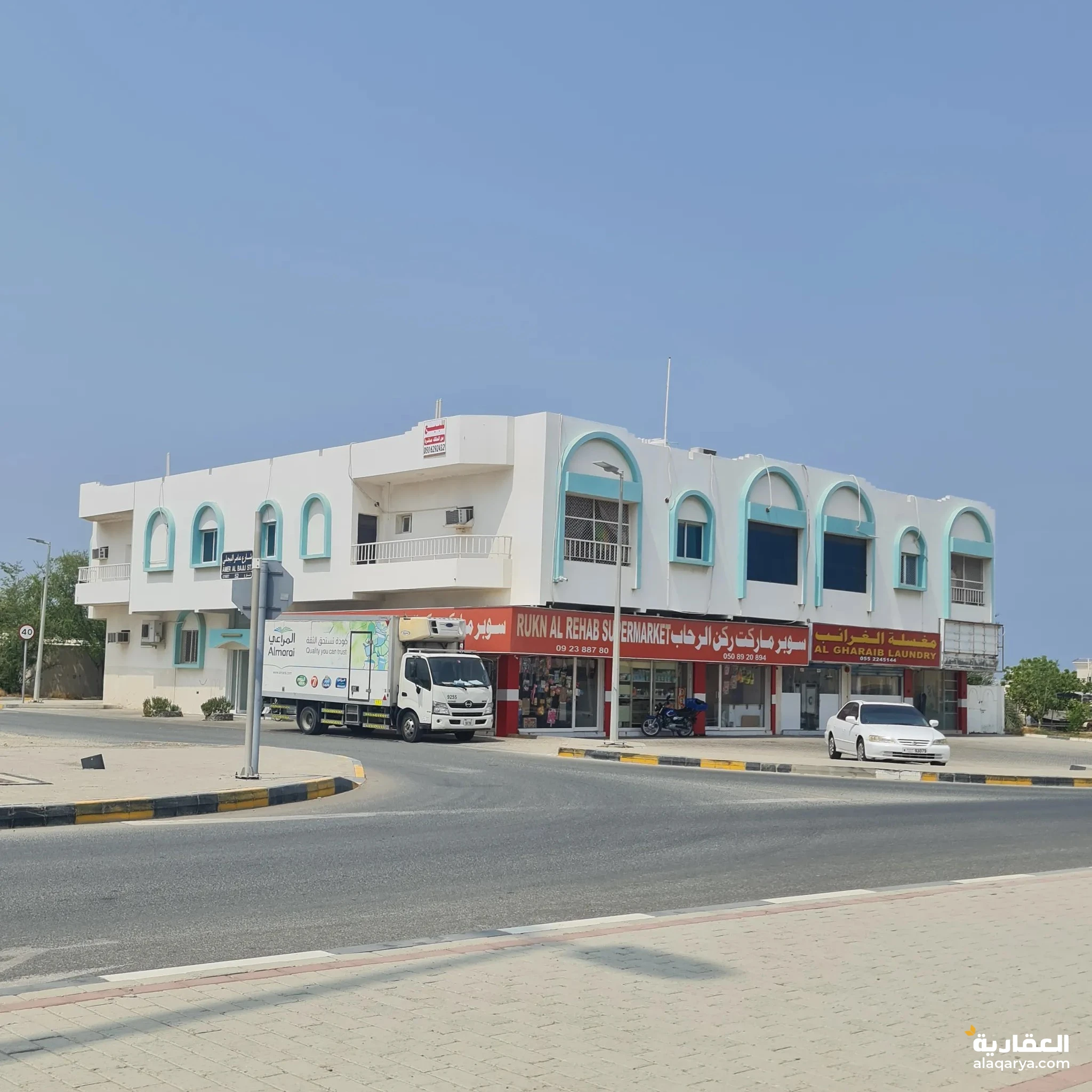 #بناية سكنية للبيع في خورفكان / الزبارة