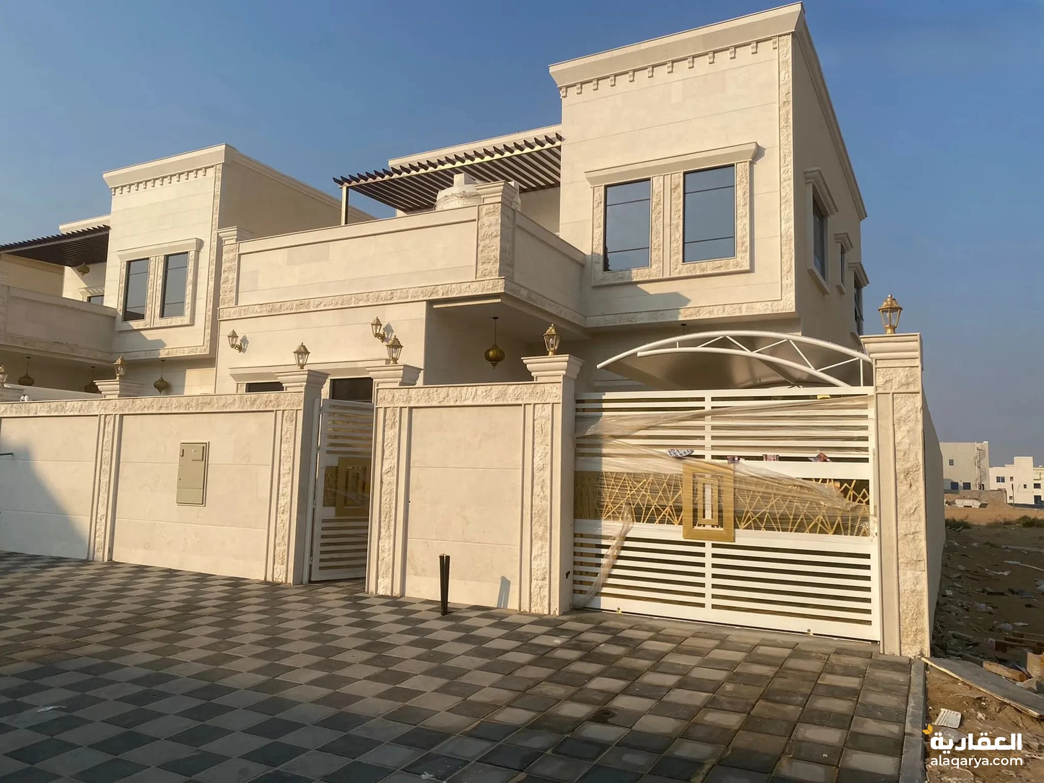 #(عادل)فيلا جديدة للبيع في عجمان