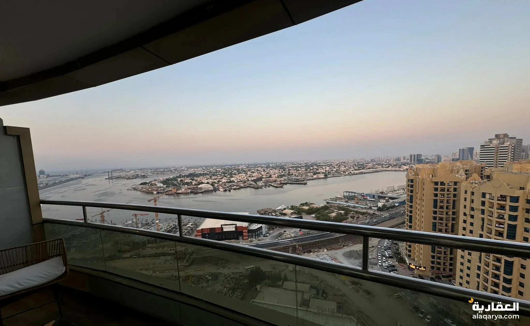 #(عادل)للبيع في أبراج الهورايزون – عجمان: شقة غرفتين وصالة بإطلالة بحرية