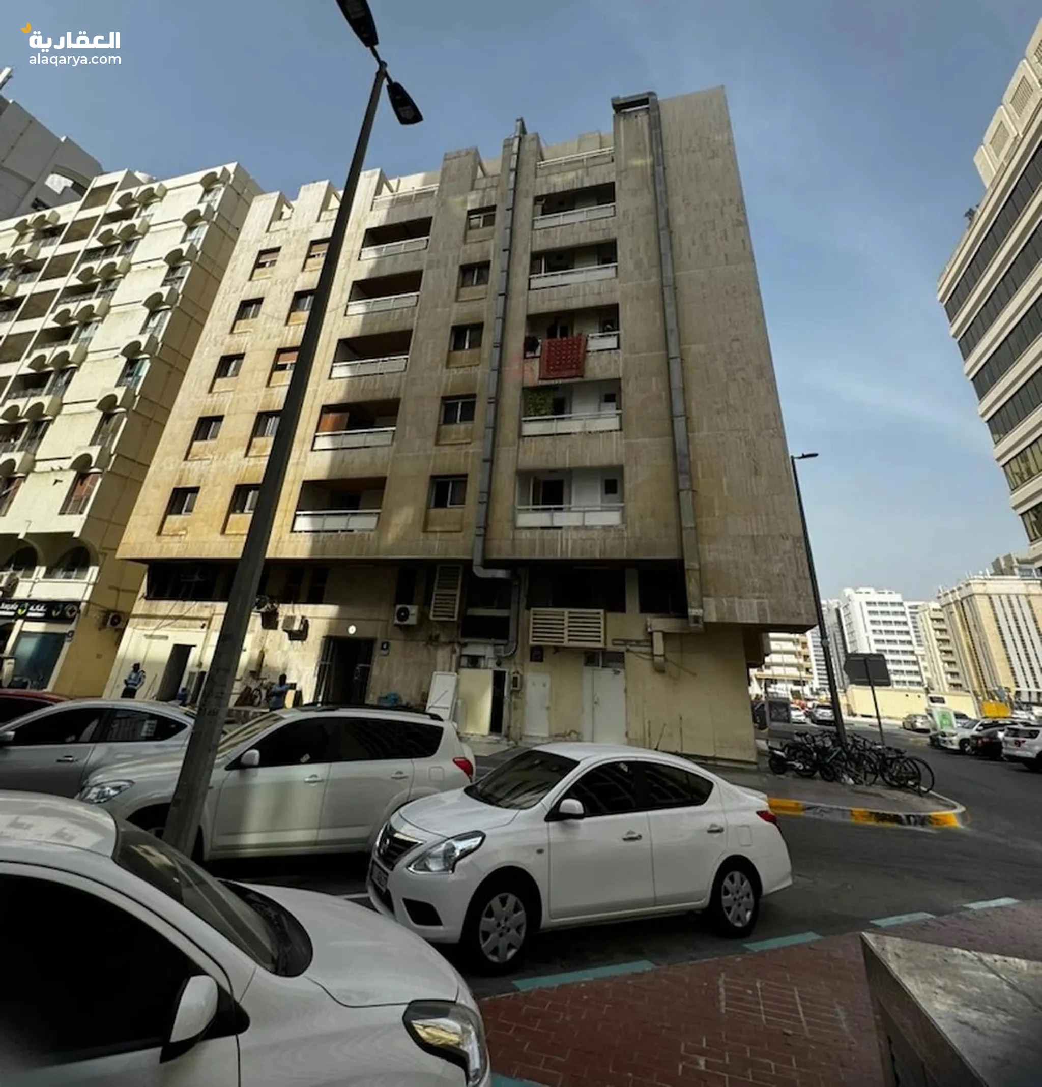 #بناية تجارية للبيع فى الزاهية ابو ظبى