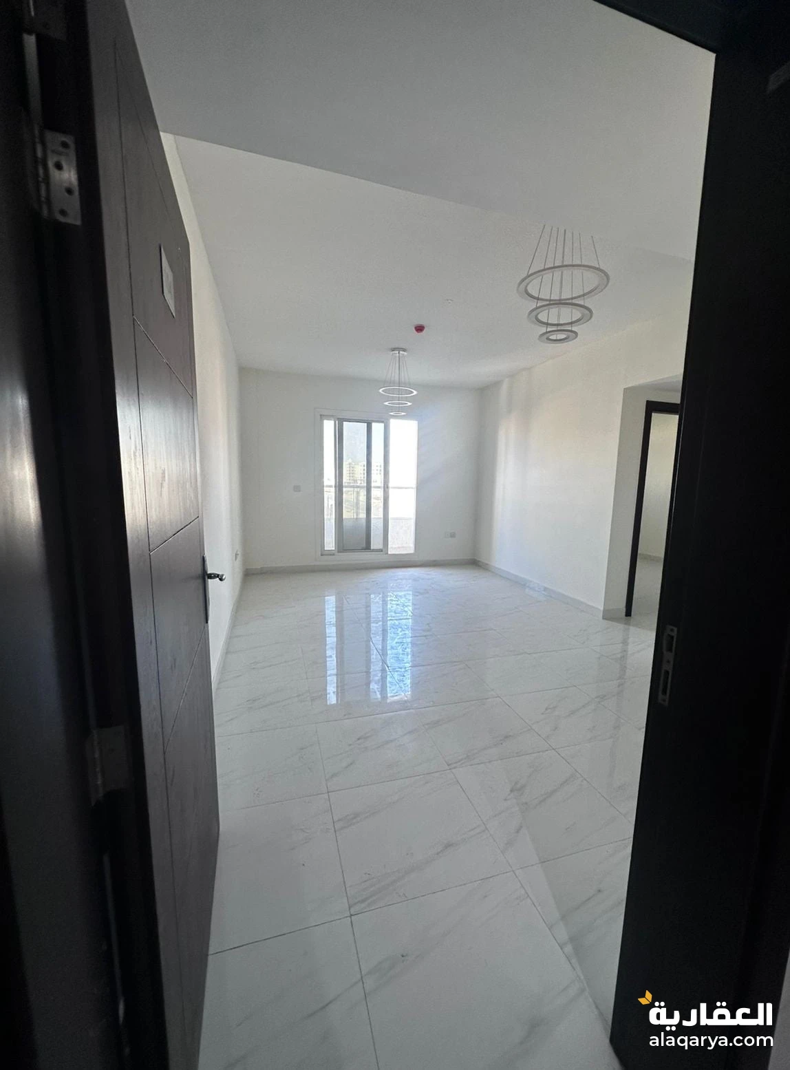 شقة غرفتين وصالة بسعر مناسب