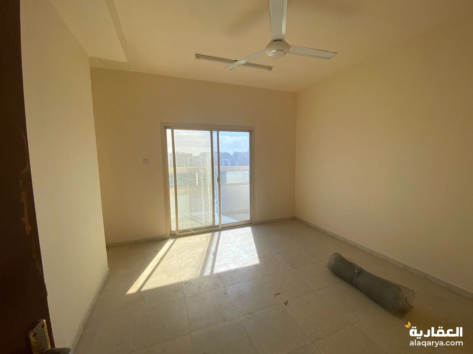 فرصة أحلامك | شقة فاخرة غرفتين وصالة مساحة واسعة جدا للإيجار في الحميدية 1