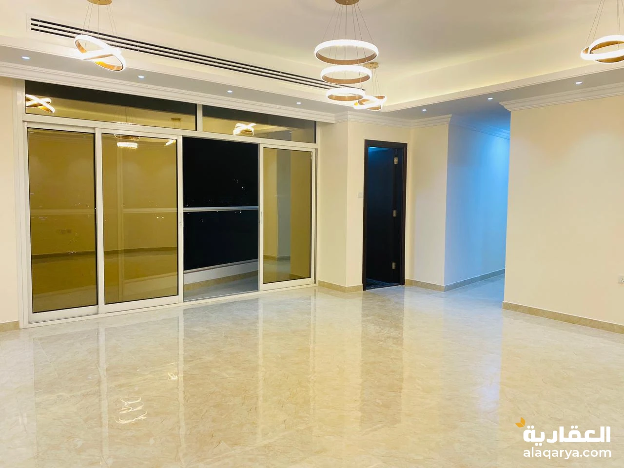 شقة غرفتين و صالة بسعر رائع