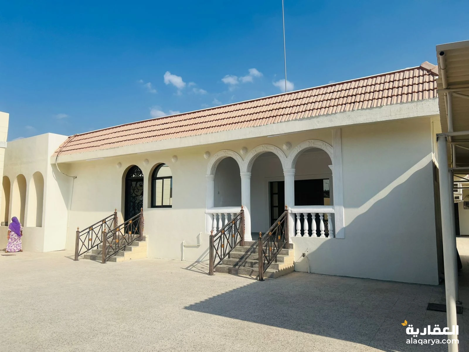 فيلا للبيع موجودة في عجمان المشيرف