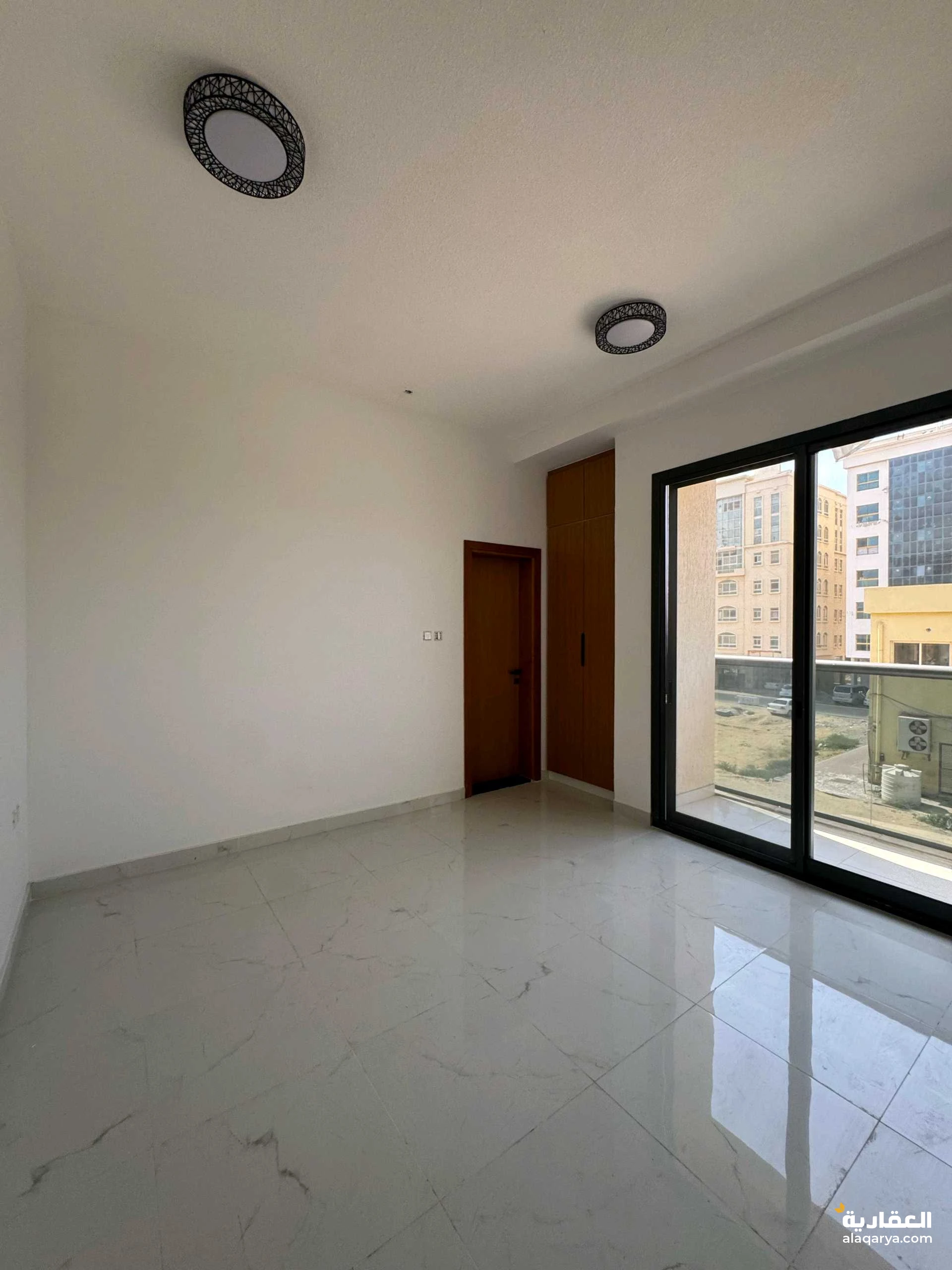 غرفتين و صاله ديلوكس