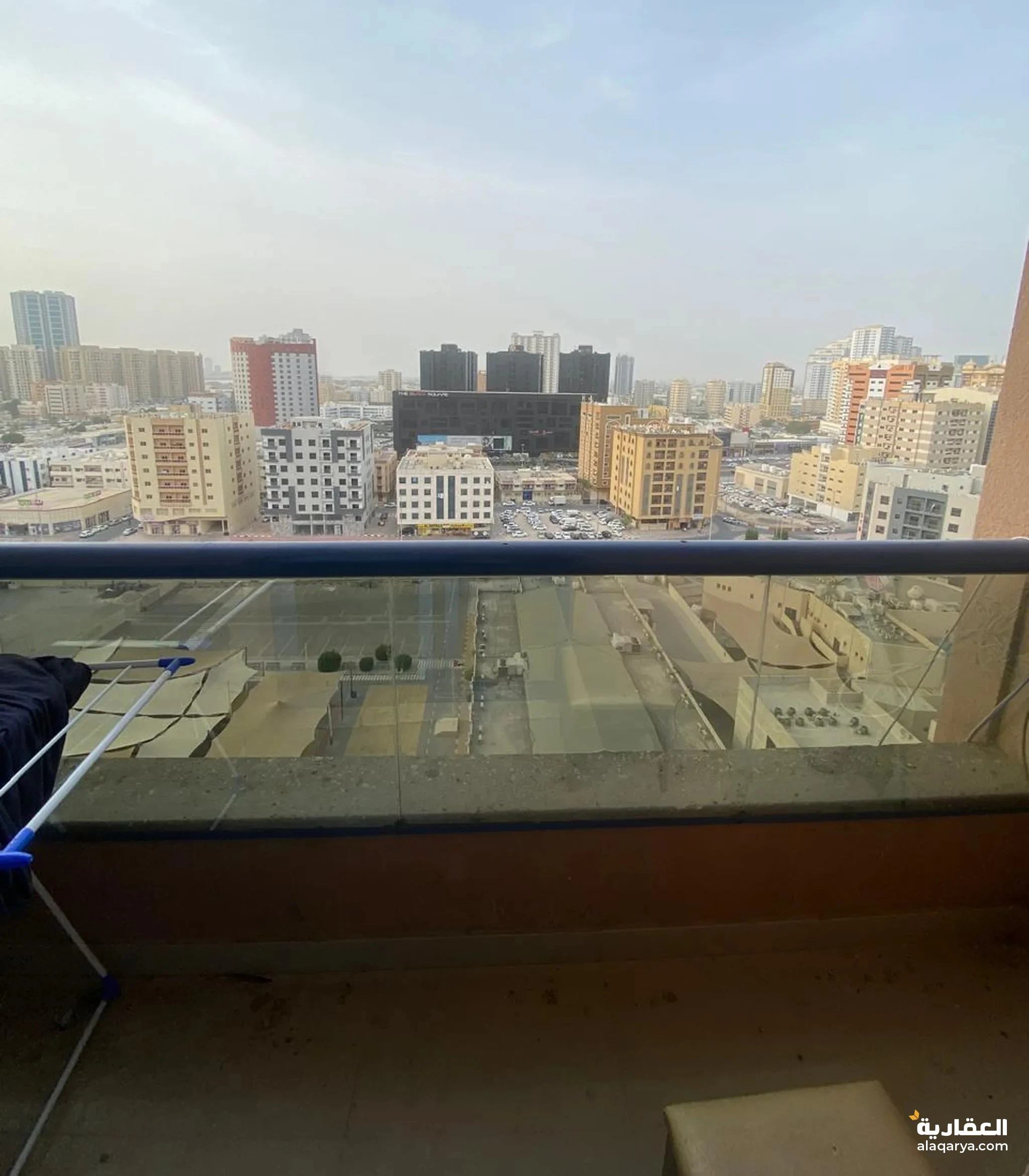 #للبيع استوديو في برج النعيمية سى مع بلكونة كبيرة بإطلالة مفتوحة على طريق الشيخ خليفة وفندق رمادا