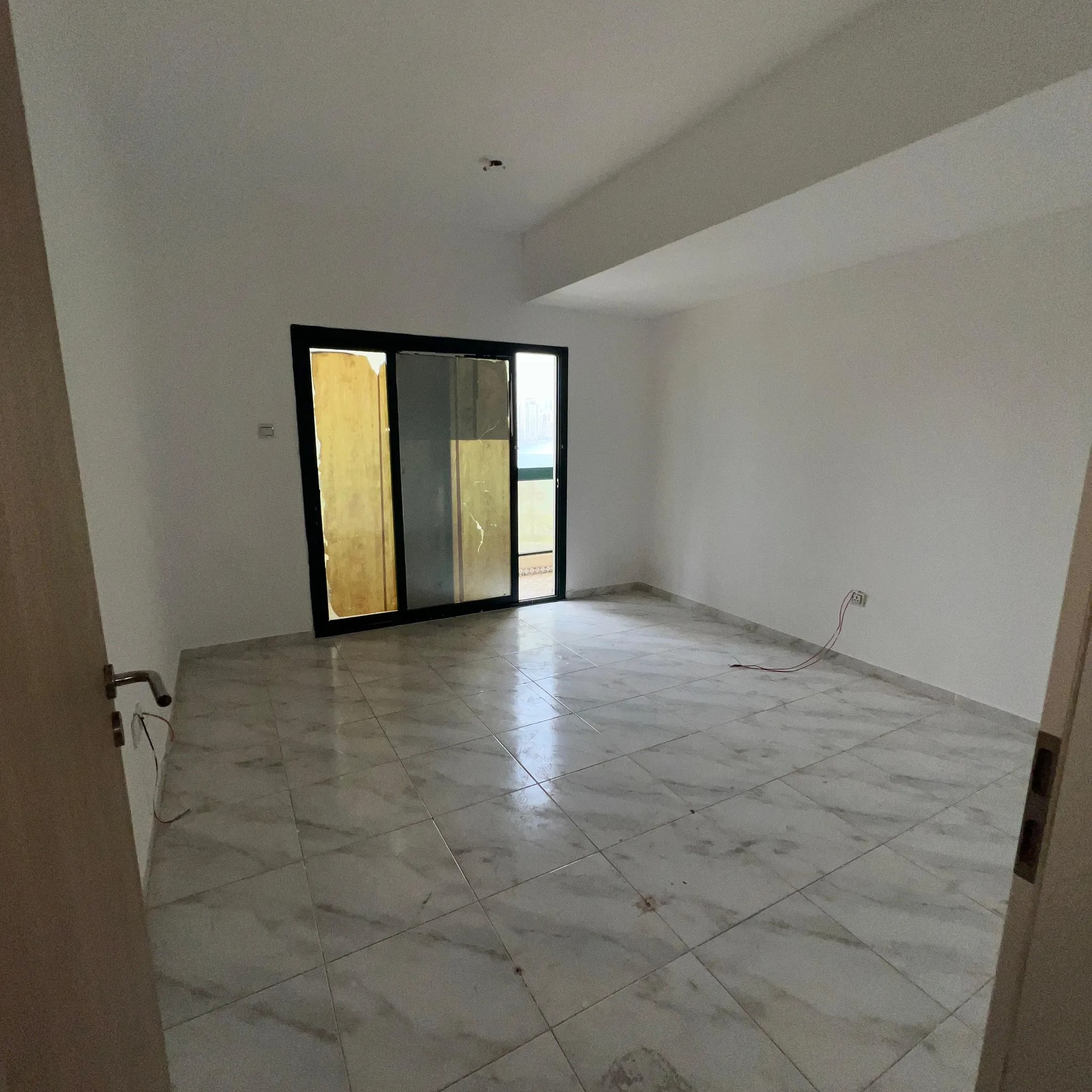 #للشباب والعزاب بالمجاز 1 عقد شيرنج رسمي وشقة 3 غرف واسعة فرصة قانونية وممتازة للشباب والعزاب