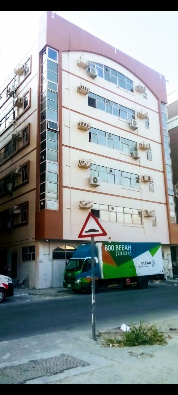 تملك مواطن الامارات ودول مجلس التعاون الخليجي