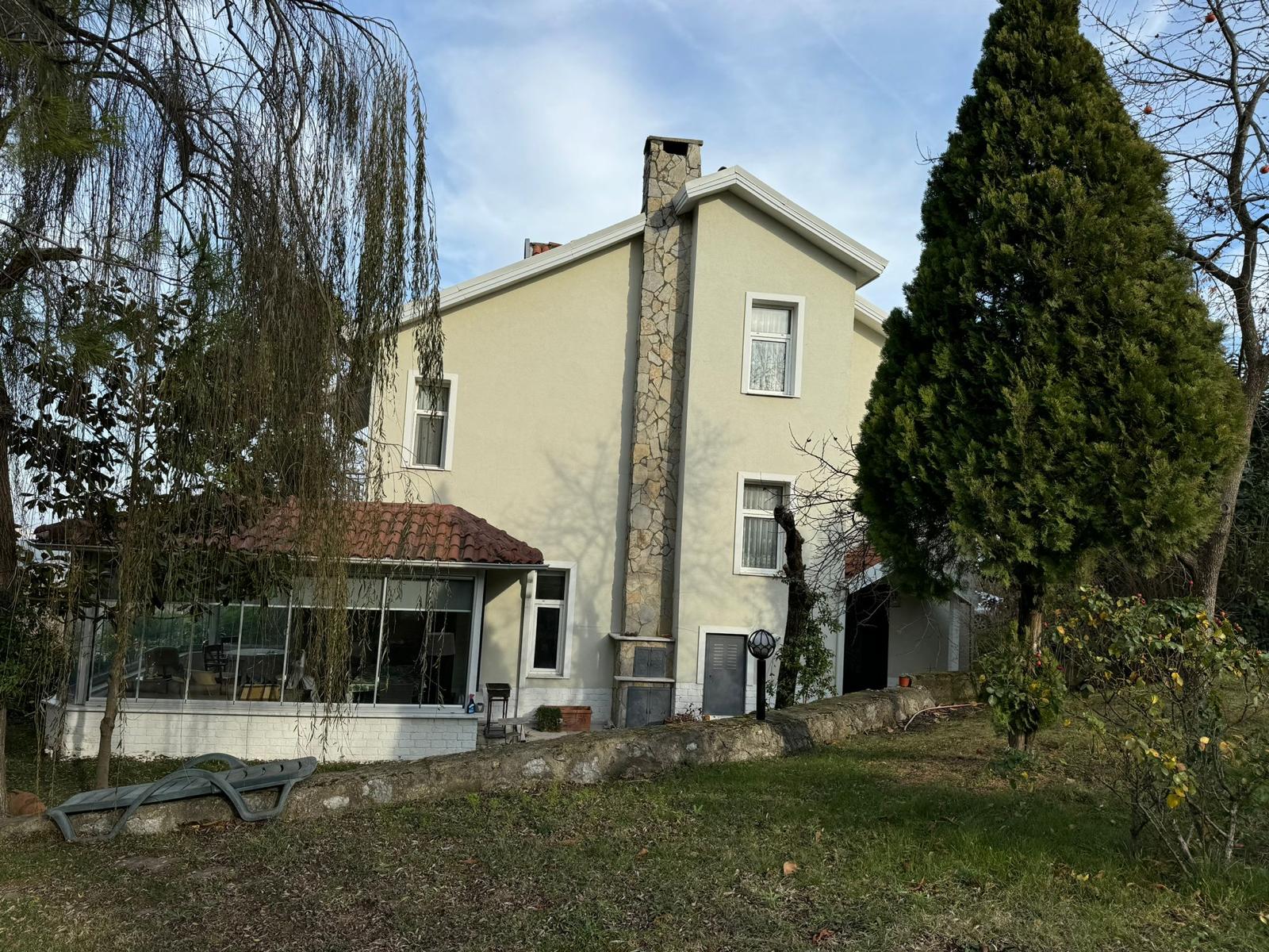 فيلا للبيع في صابنجا تركيا