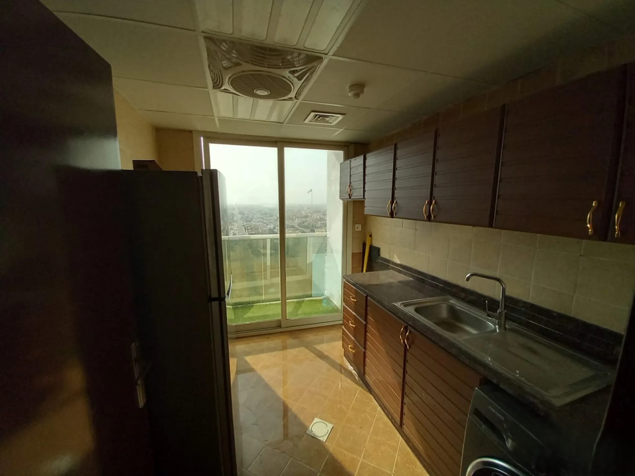 #شقة للبيع في عجمان الجاردن سيتي قريب من جامعة عجمان و محكمة عجمان