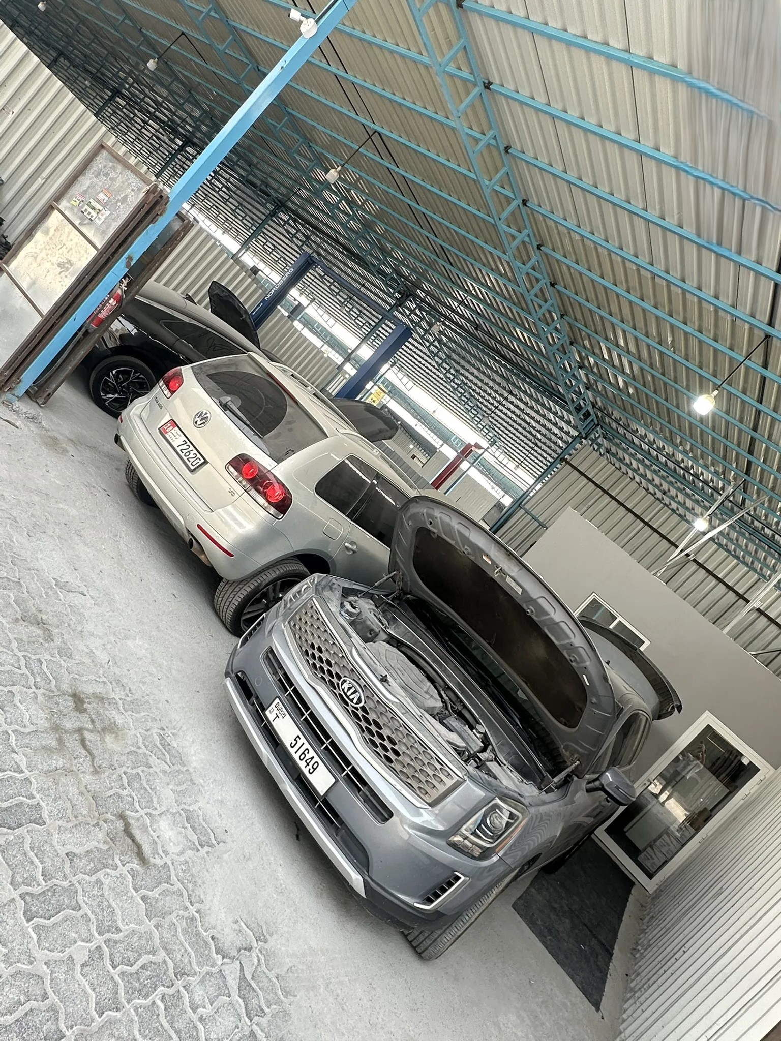 #كراج للبيع الشارقة الصناعية 4