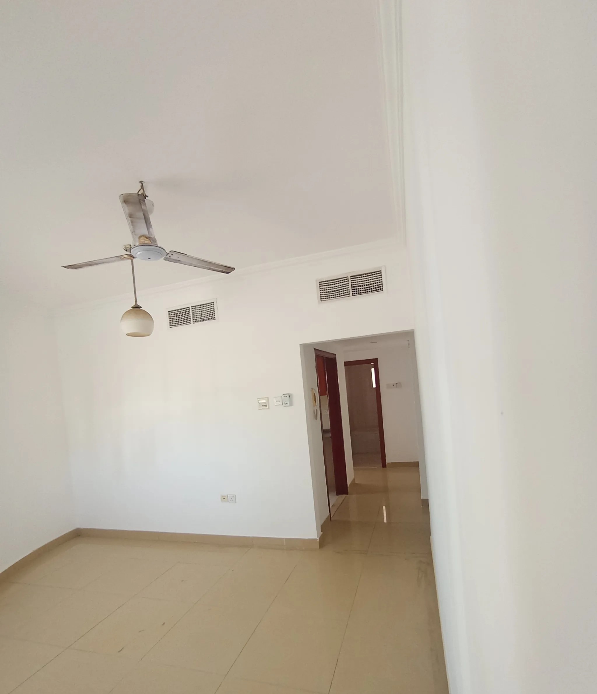 #غرفه و صاله فى الراشيديه واحد