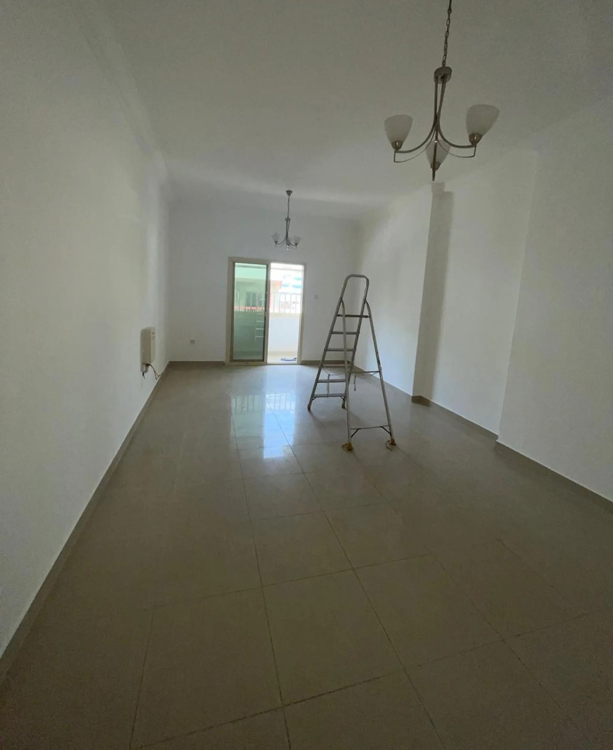 #شقة للإيجار غرفتين وصالة