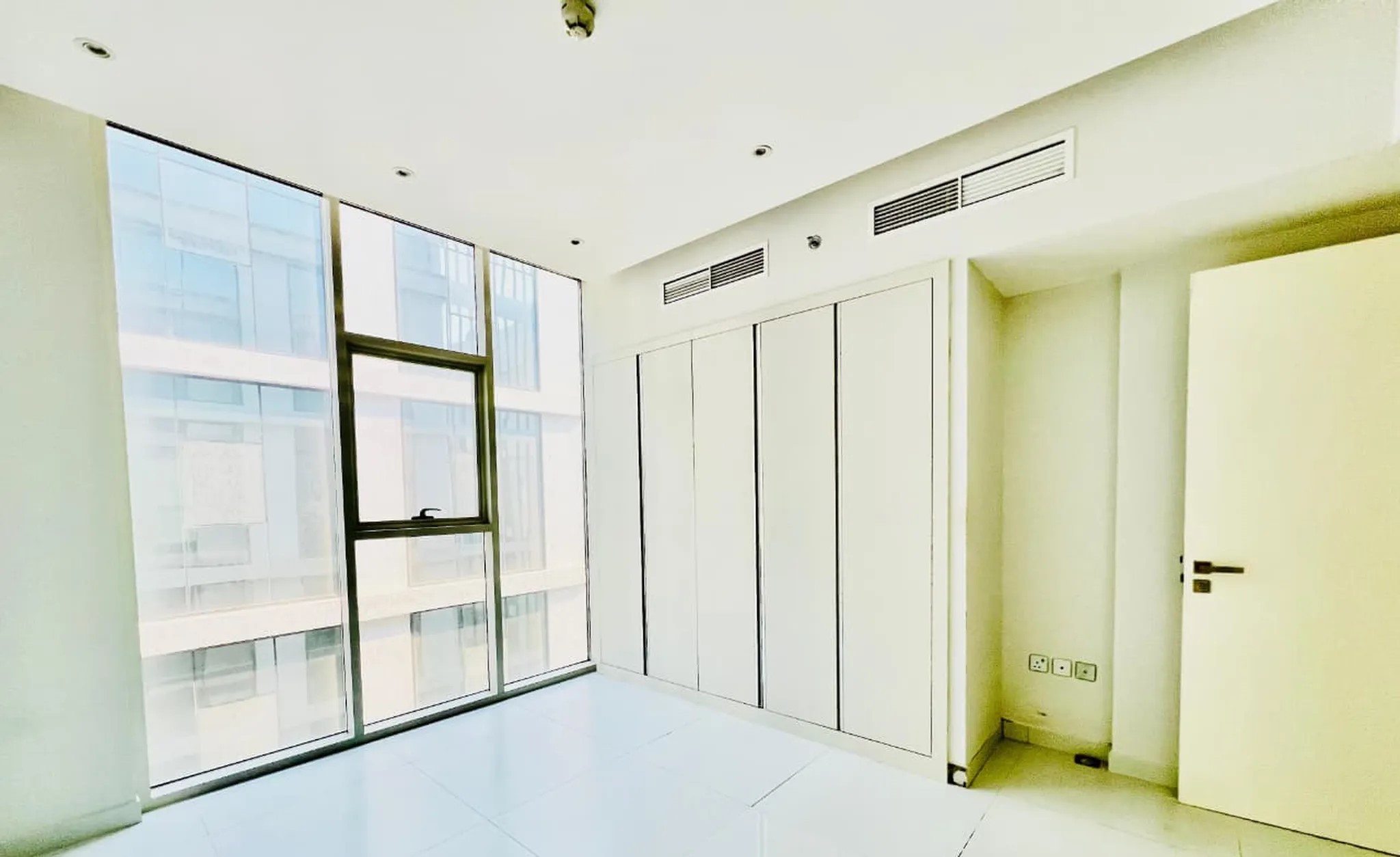 #شقة للايجار في أبوظبي مدينة الرياض