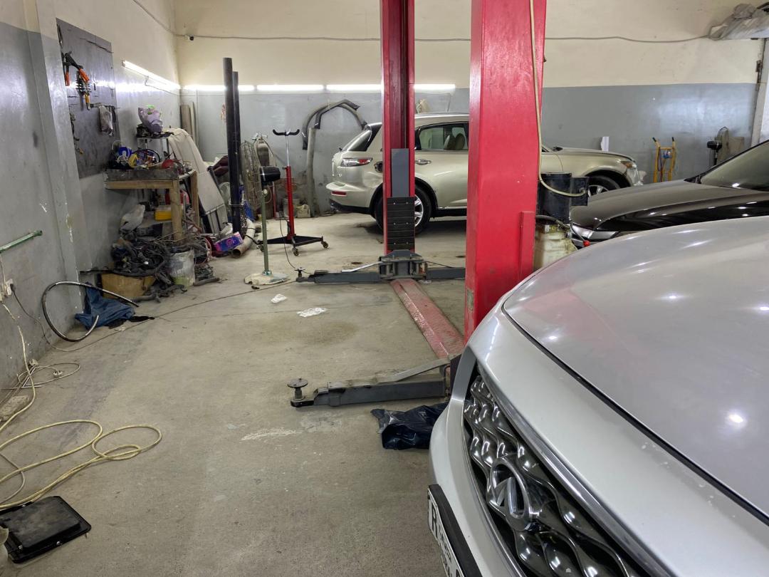 للبيع كراج سيارات صيانة عامة وصبغ وسمكرة مع رخصة س اضغط لقراءة المزيد: https://www.semsaruae.com/property/3007549/للبيع-كراج-سيارات-صيانة-عامة-وصبغ-وسمكرة-مع-رخصة-سارية-بسعر-مغري-الشارقة-الصناعية-4-الشارع-الصناعي-الخامس-الغبيبة-الإمارات