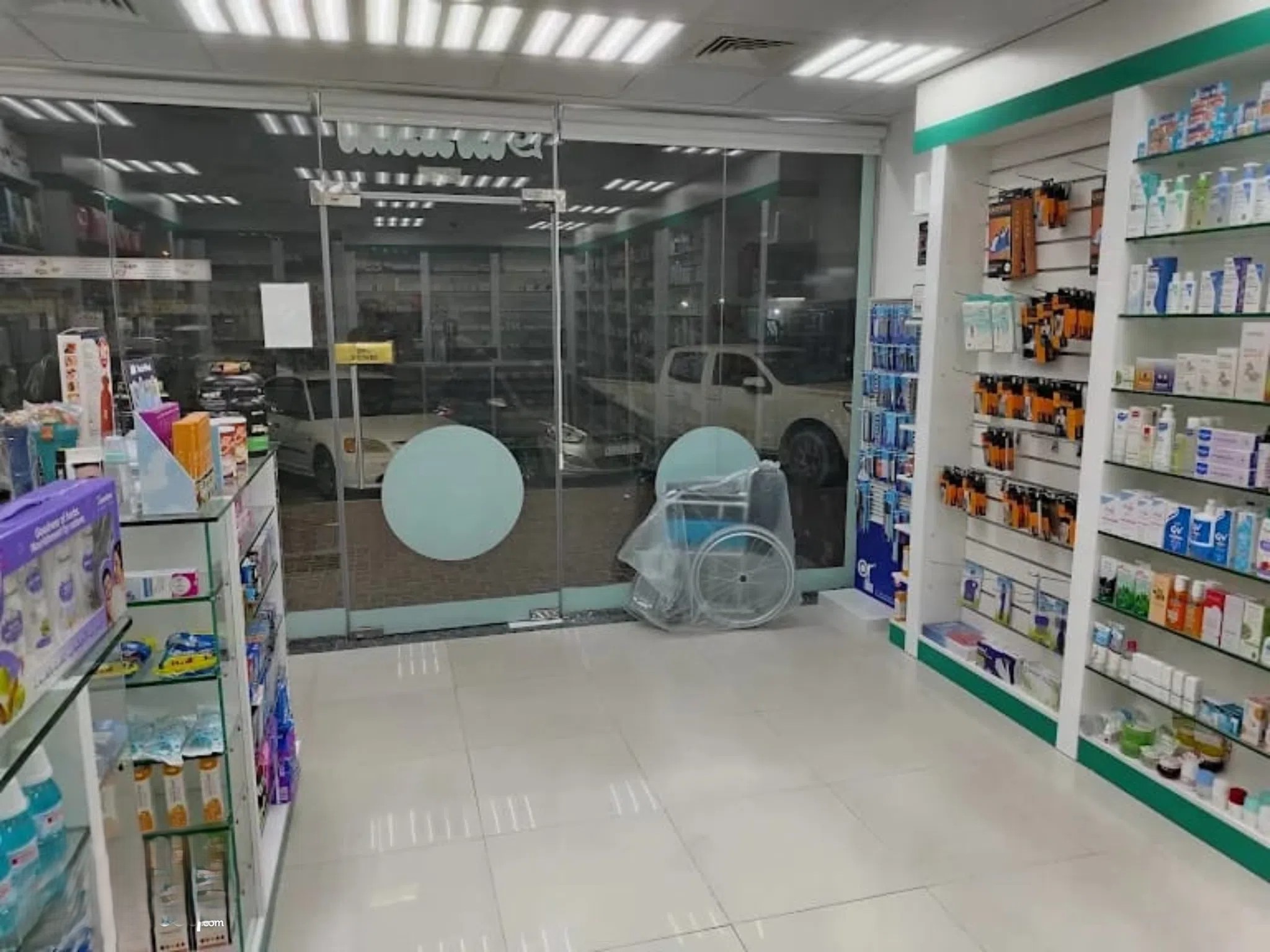 #صيدلية للبيع