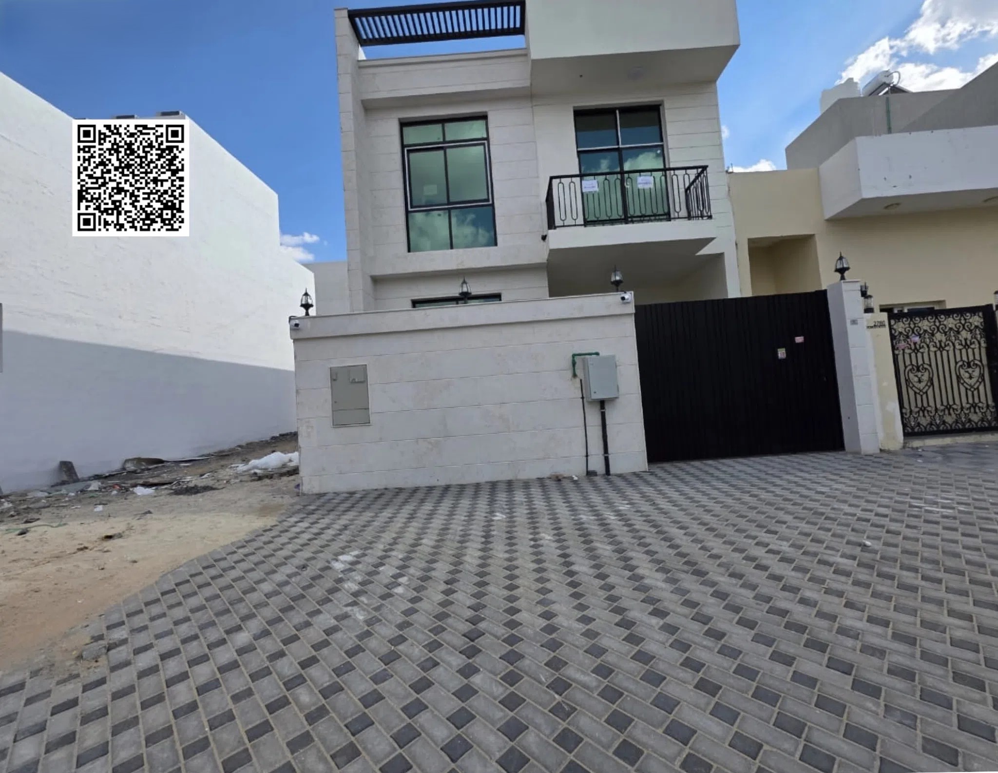 #فيلا فاخرة للايجار السنوي بموقع استراتيجي اول ساكن قريب من جميع الخدمات 5 غرف ماستر