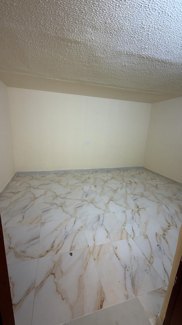 للايجار ستوديو كبير في فيلا بالمرور