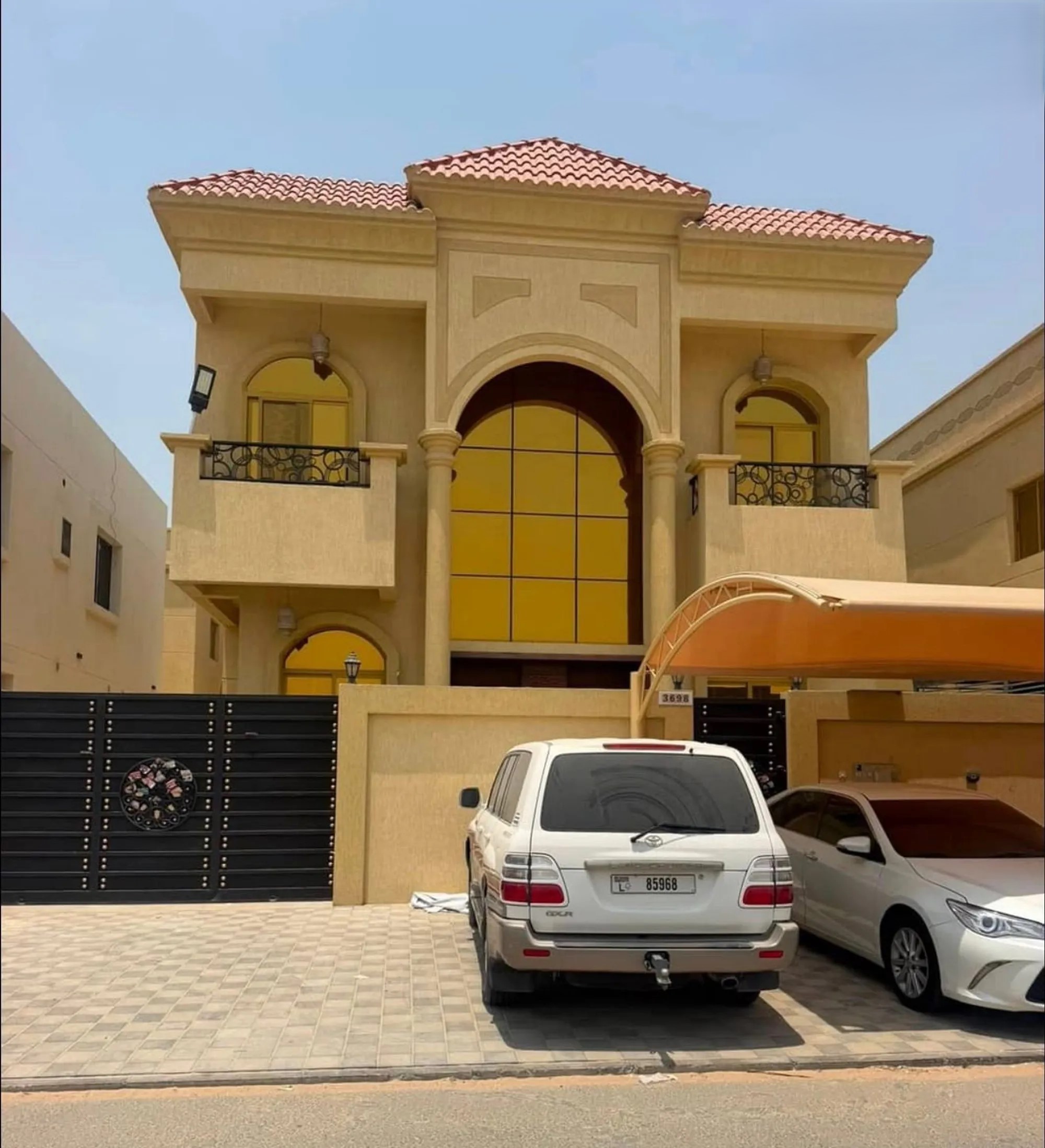 #من المالك نفسه